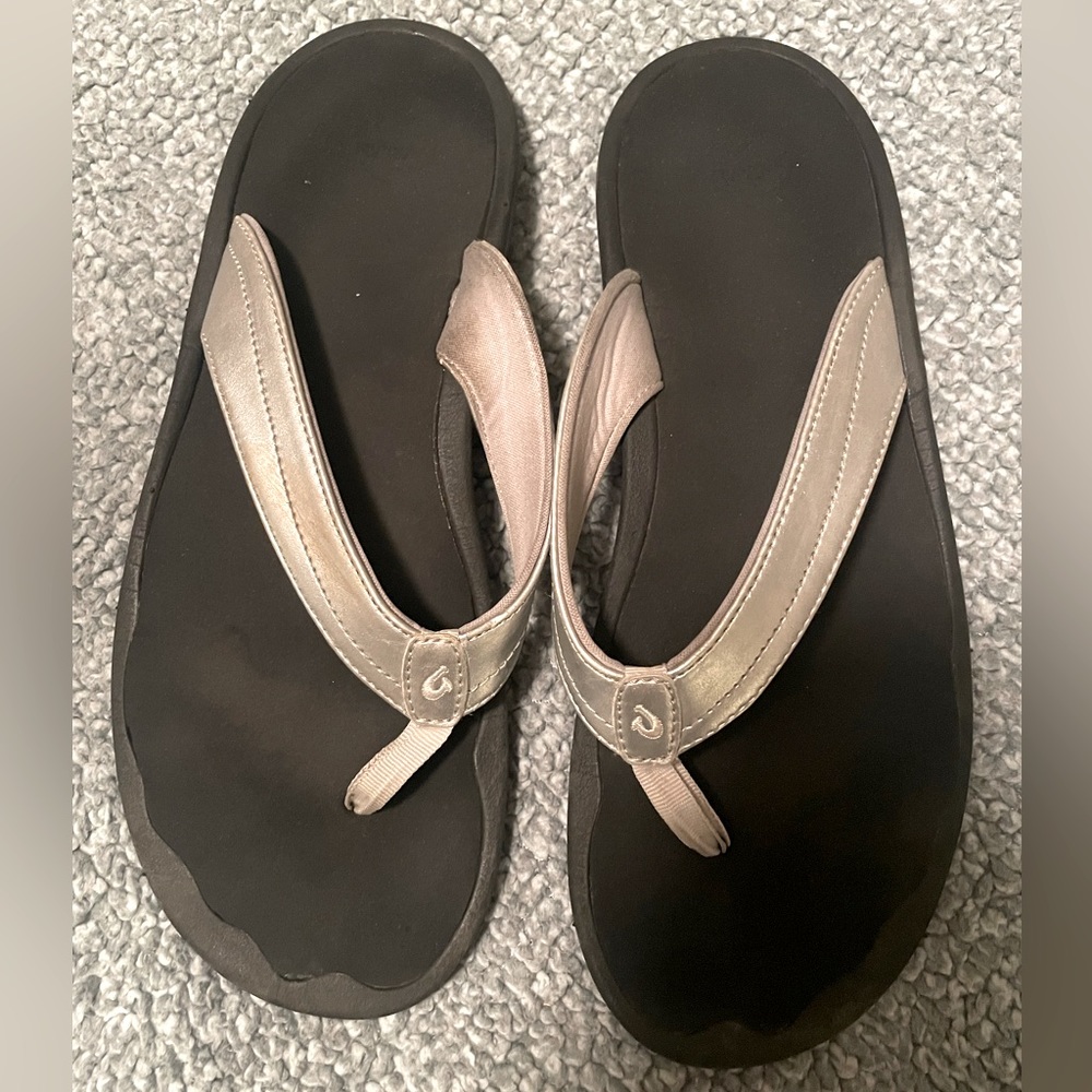 OluKai ‘Ohana Flip Flops